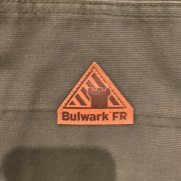Bulwark FR Cargo Pants in Olive - Picture 4 of 8